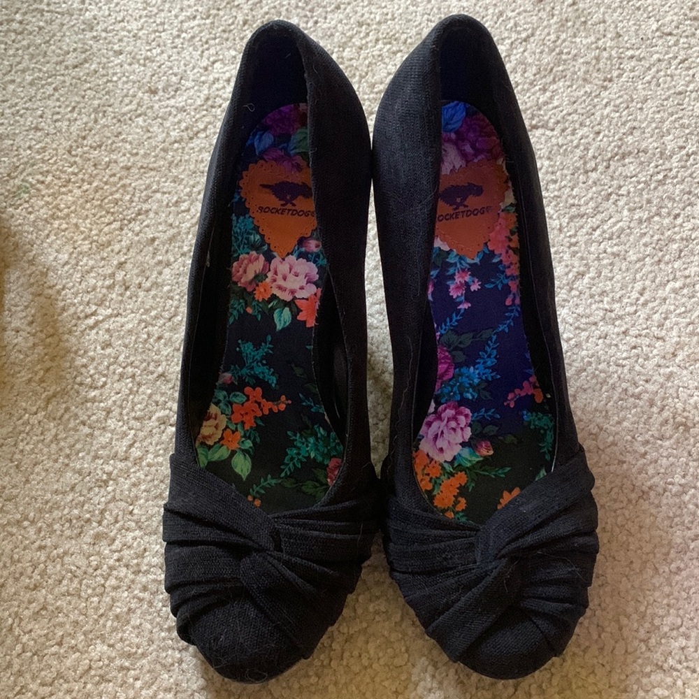 Black heels never worn before